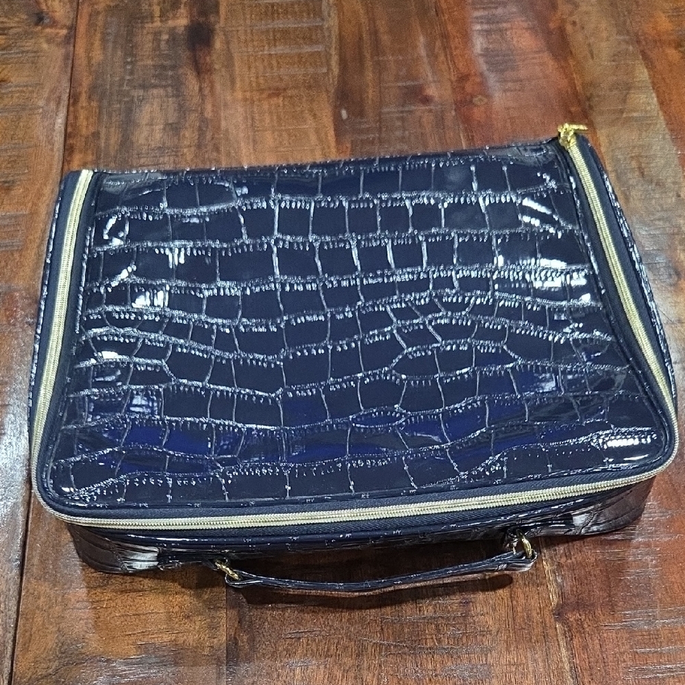 Elegant Navy Crocodile-Embossed Travel Bag NWOT
